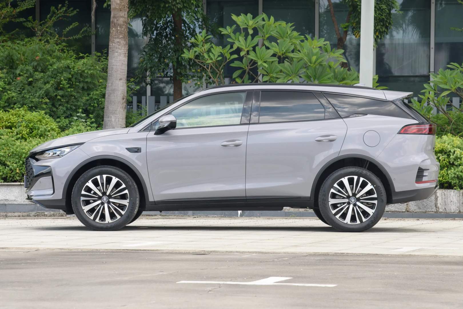 BYD Tang DM