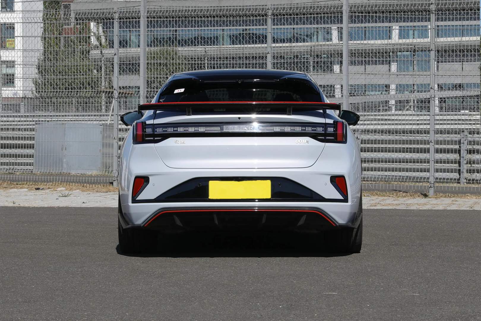 ZEEKR 001 FR