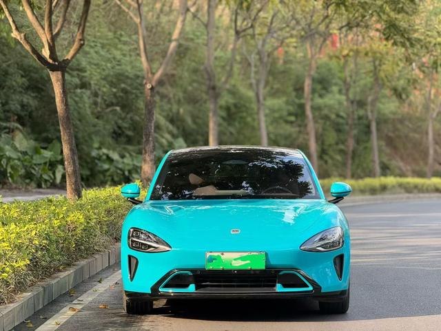 Xiaomi SU7 2024 Rear Drive Standard Founding Edition