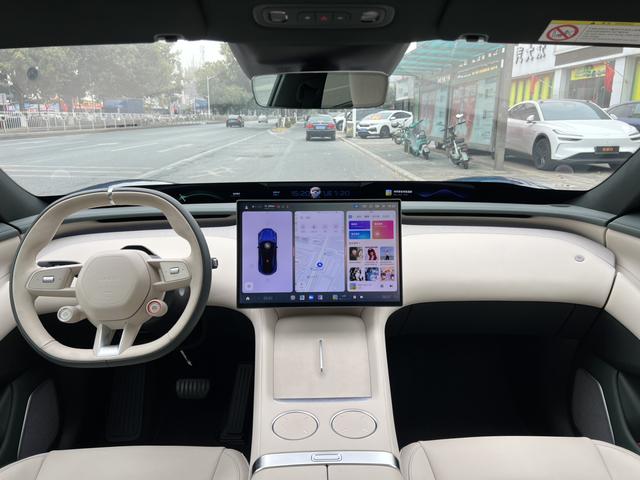 Xiaomi YU7 2025 Extra Long Range Rear Drive Edition