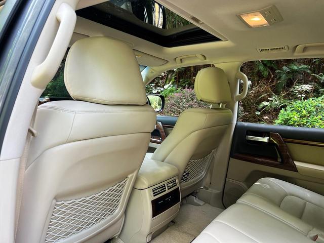 Land Cruiser (Import) 2019 Model 5.7L Automatic 4WD 7 Seater Parallel Import
