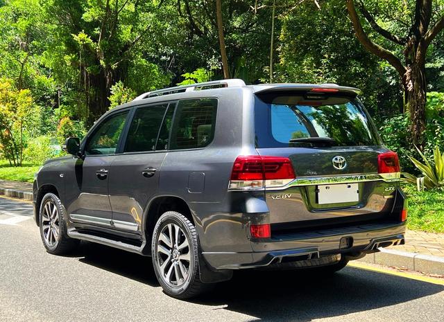 Land Cruiser (Import) 2019 Model 5.7L Automatic 4WD 7 Seater Parallel Import
